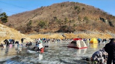 경상도 의성 빙어낚시 여행 가볼만한곳 의성 낚시터 한가한낚시터 겨울여행 최고 빙어낚시터 겨울낚시 가족낚시터 갈만한곳
